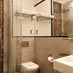 وي بوتيك 4* برشلونة